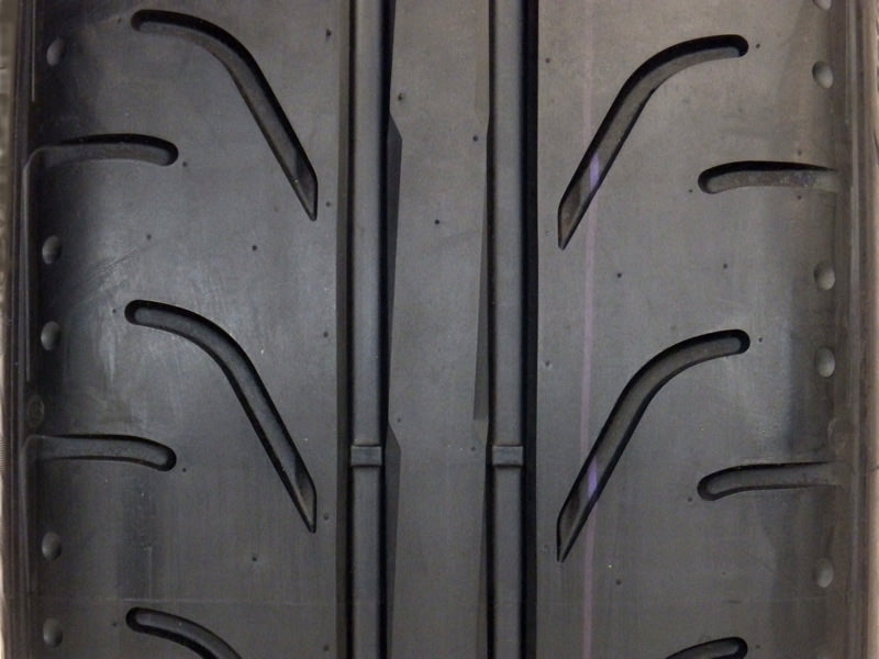 Vitour Tempesta Enzo V-02R