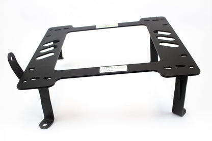 Planted Seat Bracket- Mitsubishi Pajaro [2nd Generation, JDM, RHD, 2 Door] (1991-1999) - Driver (Right Side)