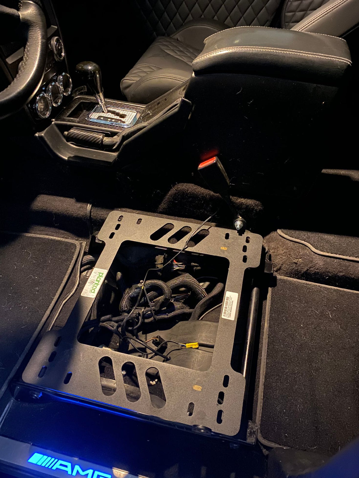 Planted Seat Bracket- Mercedes G-Class [W463 Chassis] (1991-2018) - Passenger / Right