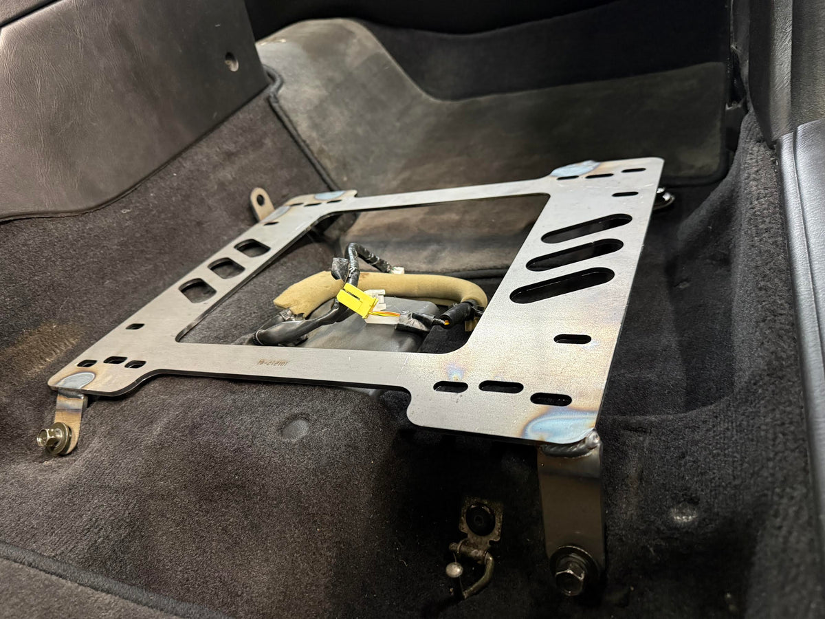 Planted Seat Bracket- Infiniti Q45 [2nd Generation / Y33 Chassis] (1997-2001) - Driver / Left